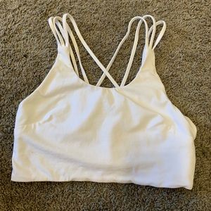 White Strapy Crop Top 🌸